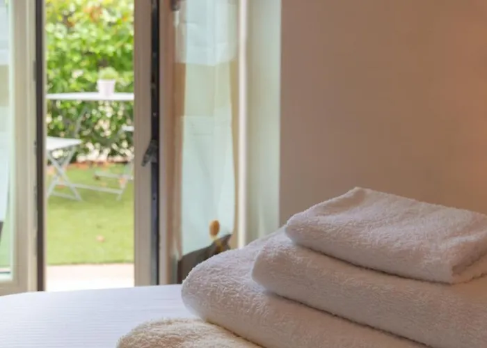 Prestige Sara Daire Salionze